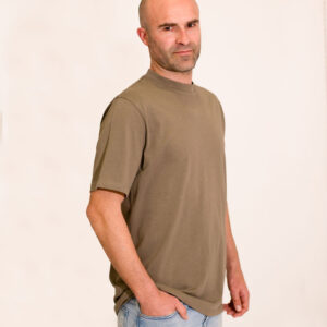 T-Shirt Castanho - Image 1